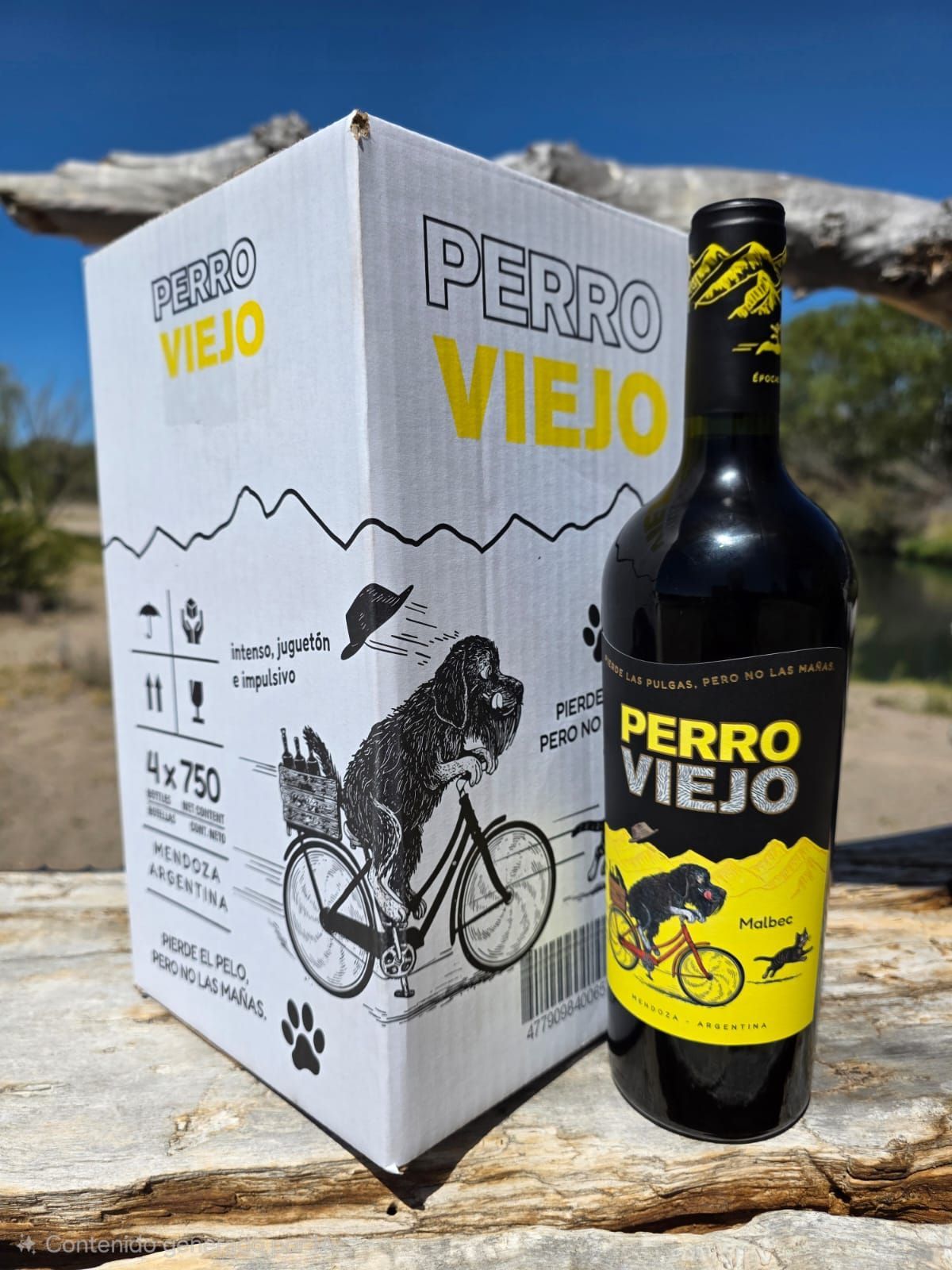 Caja y botella de vino 