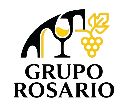 Logotipo para Grupo Rosario: Una copa de vino estilizada con detalles arqueados, uvas y texto.