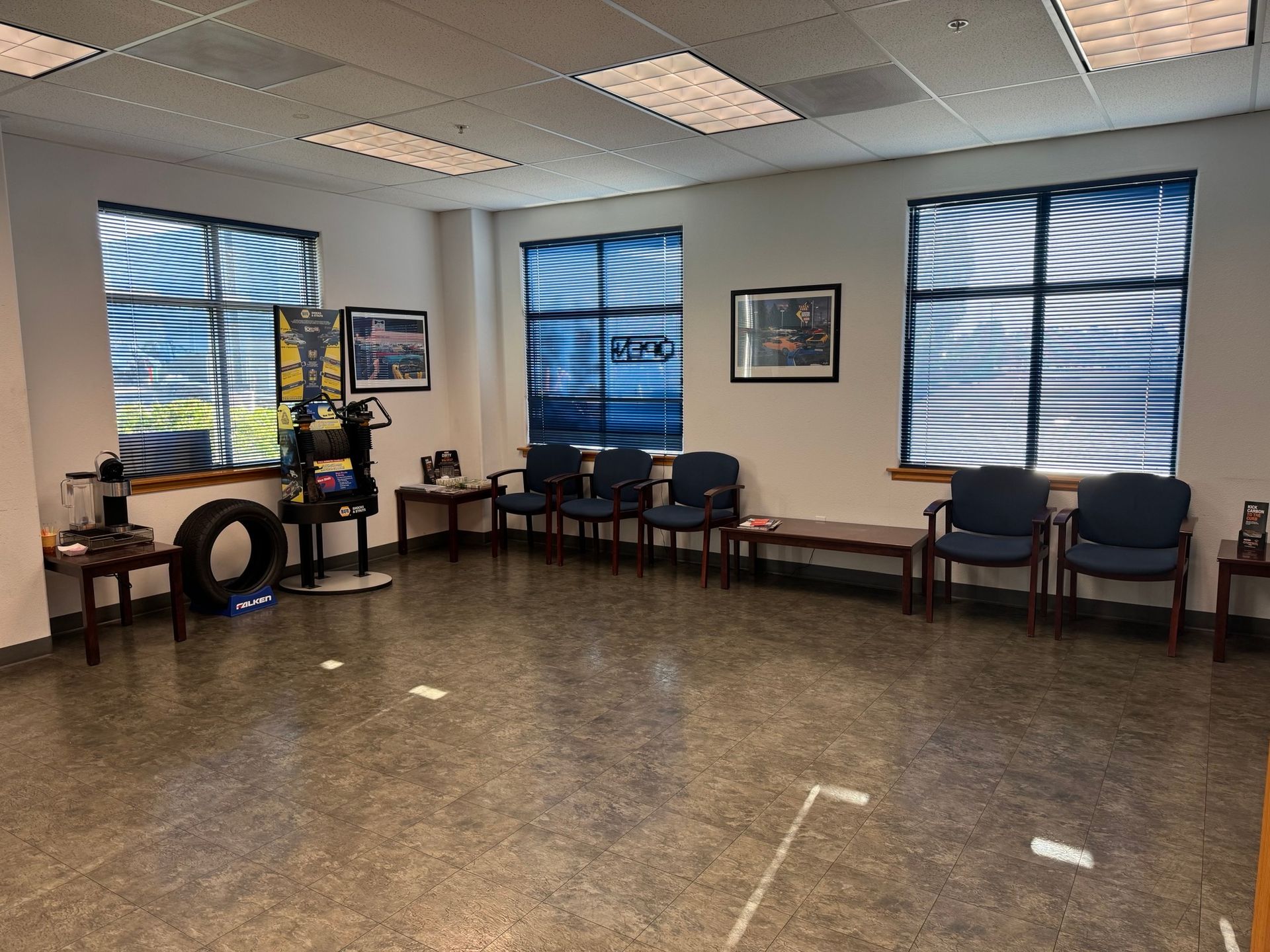 Waiting Room at Lava Auto Tire Service & Car Wash - Albany Auto Repair