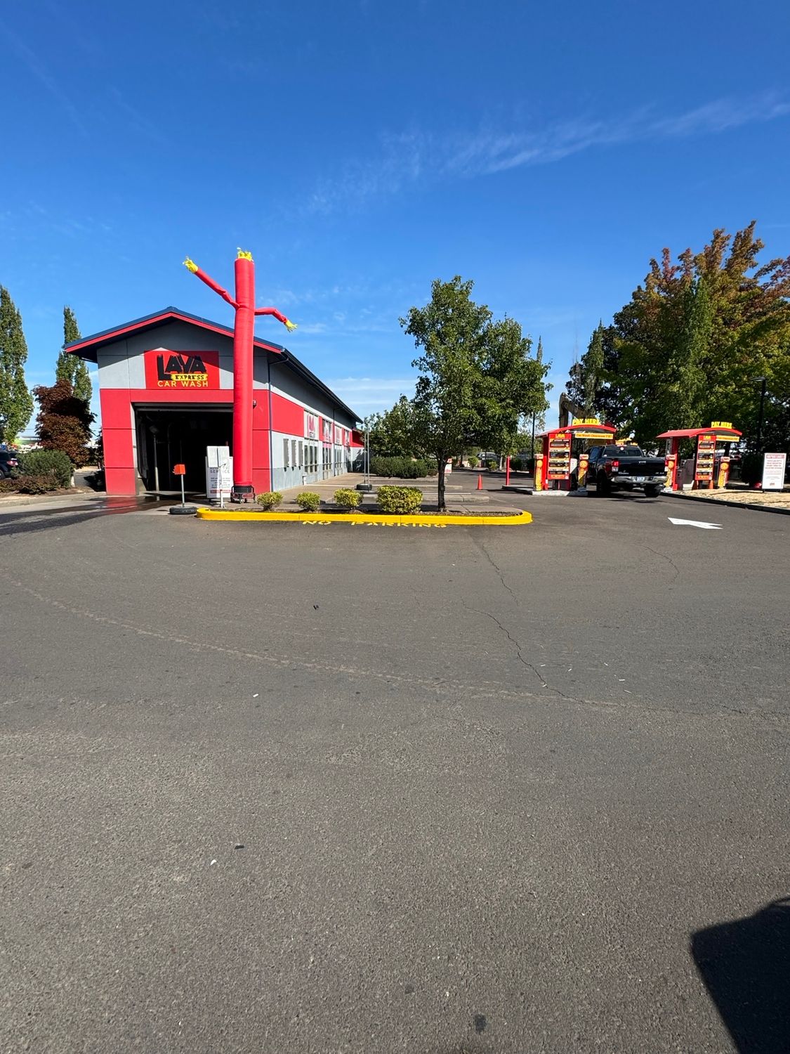 Express Car Wash in Albany, OR - Lava Auto Tire Service & Car Wash