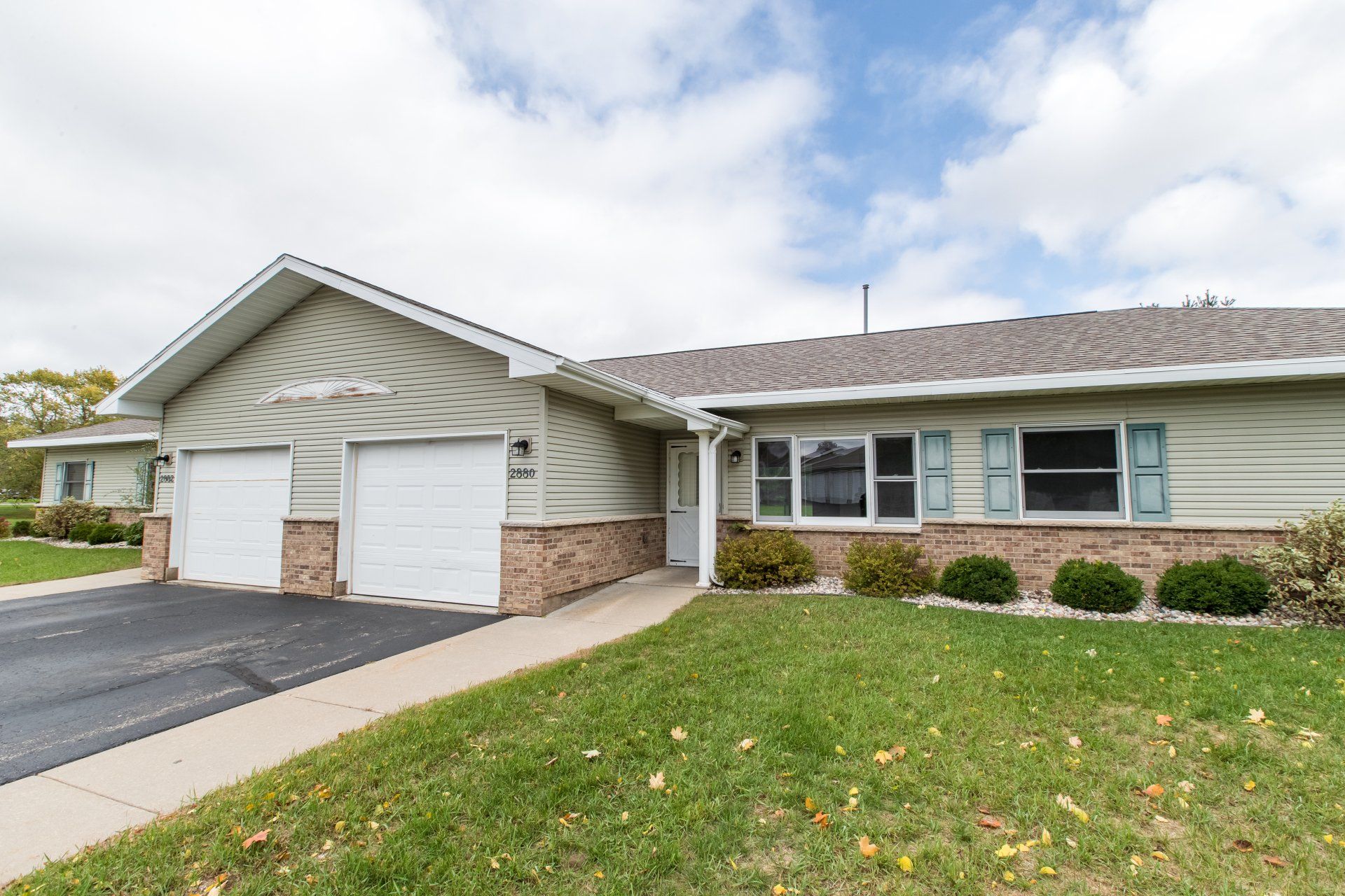 Pinecrest Apartments Diamond Property Management