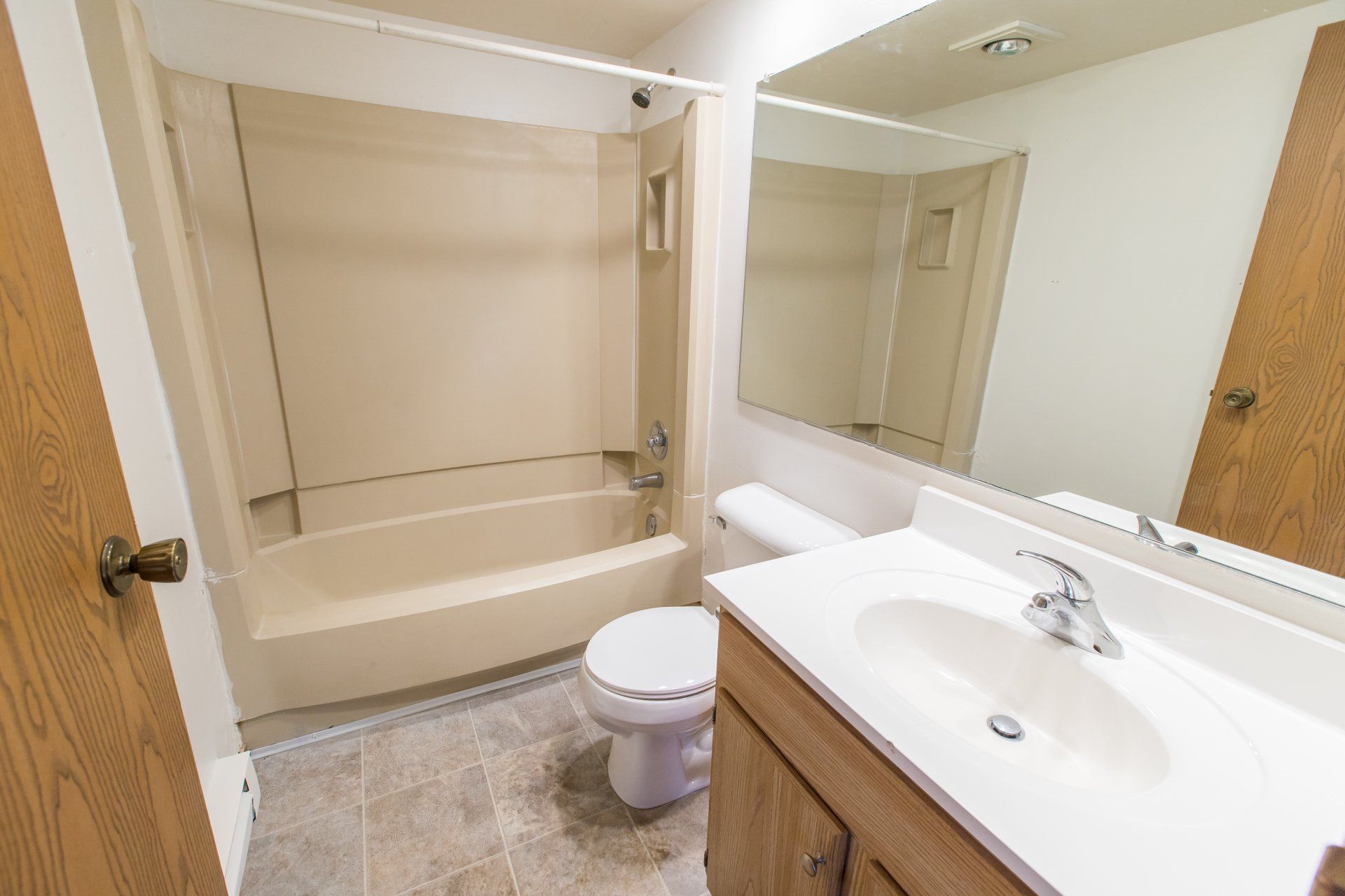 Woodfield Circle Diamond Property Management