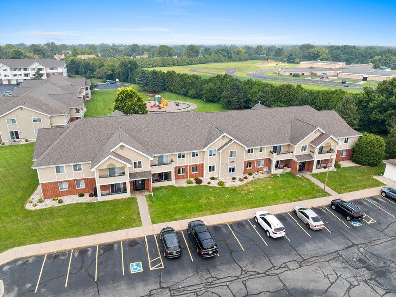 Chestnut Ridge Apartments - Diamond Property Management