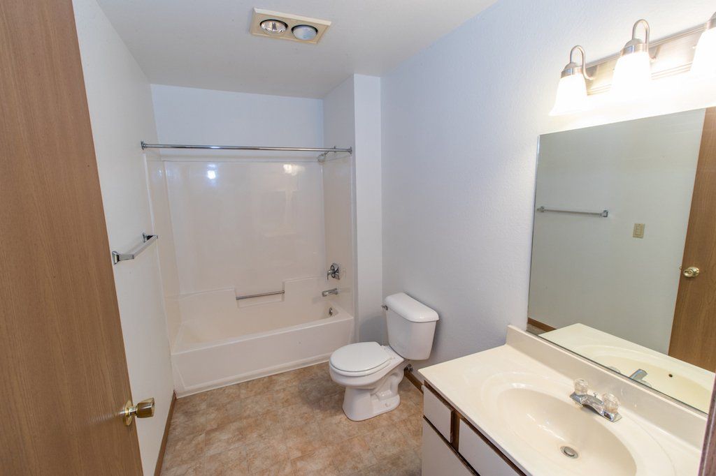 Stoneridge Apartments Diamond Property Management