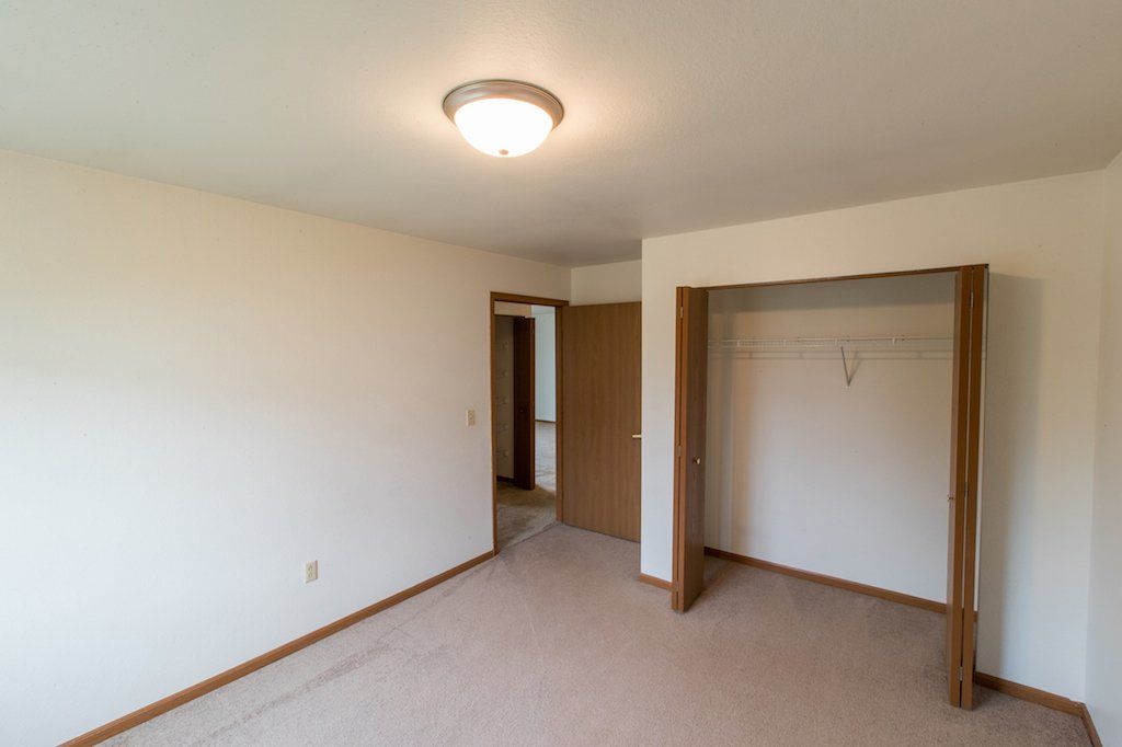 Stoneridge Apartments Diamond Property Management