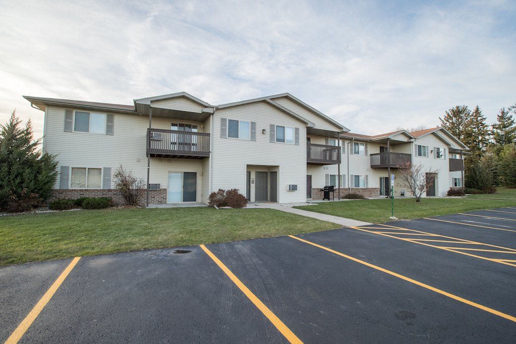 Tamarack Trails Apartments Diamond Property Management