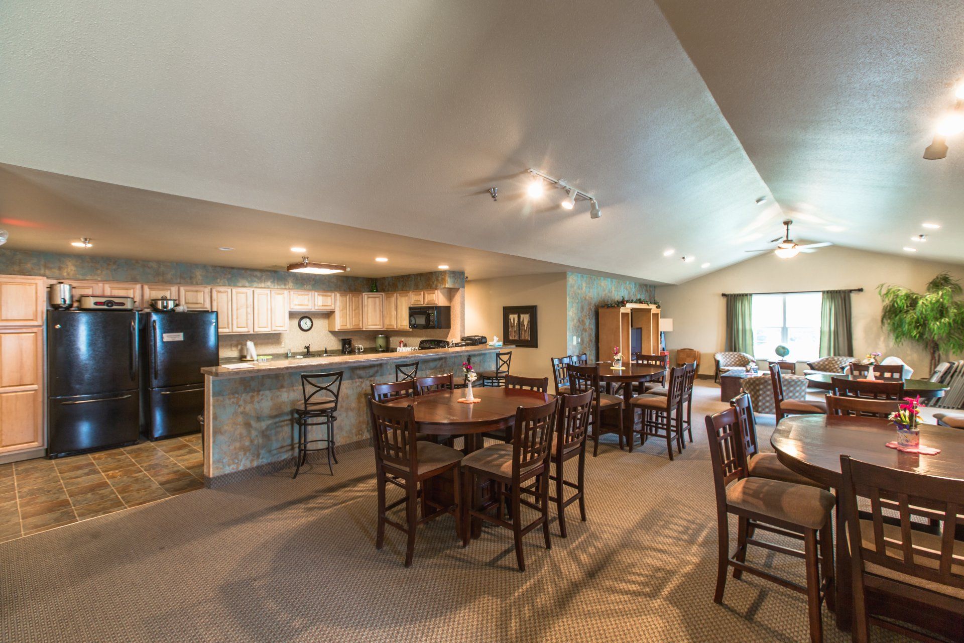 Whitetail Run Senior Living Community Diamond Property Management