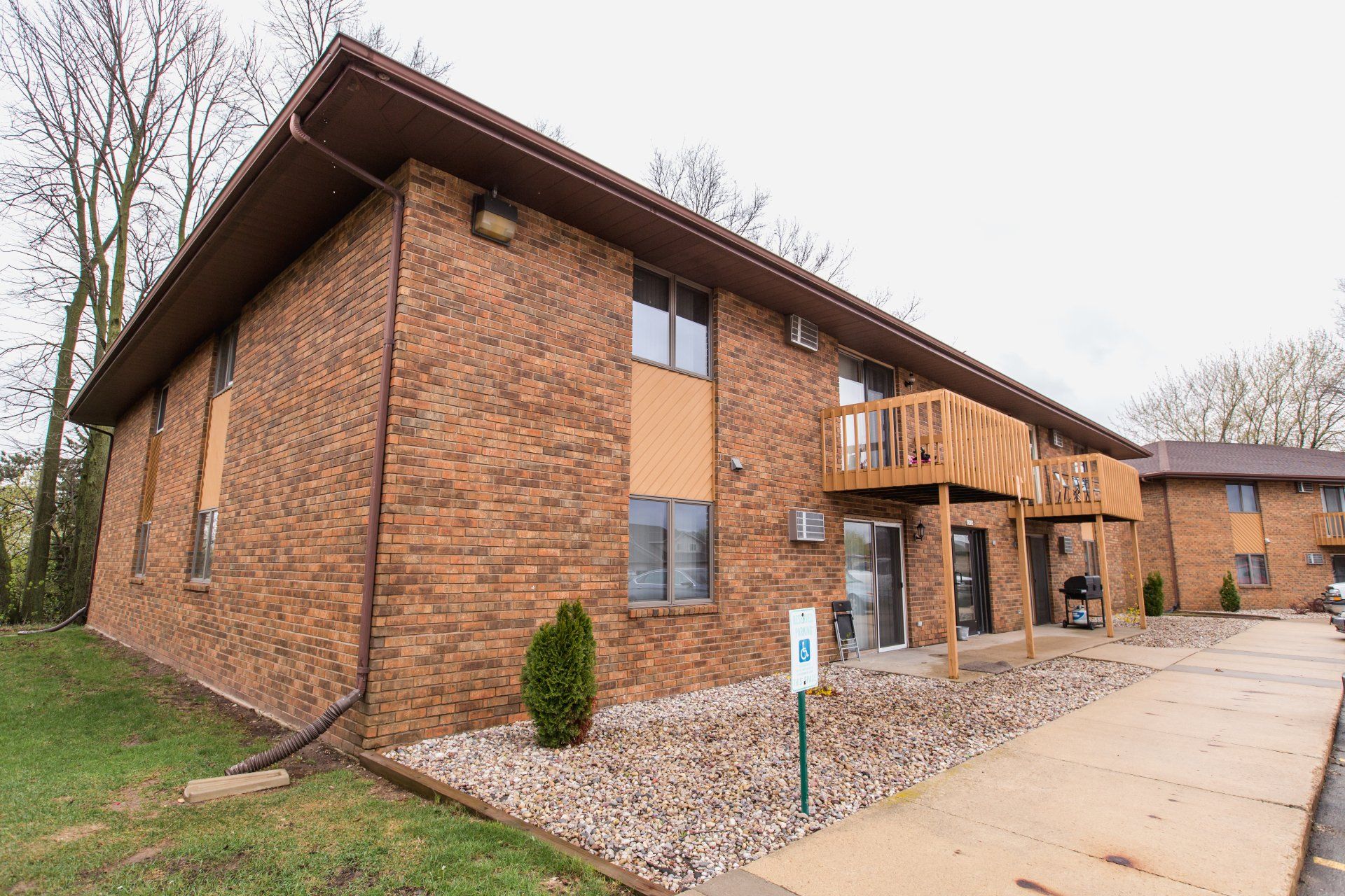 Washington Square Apartments Diamond Property Management