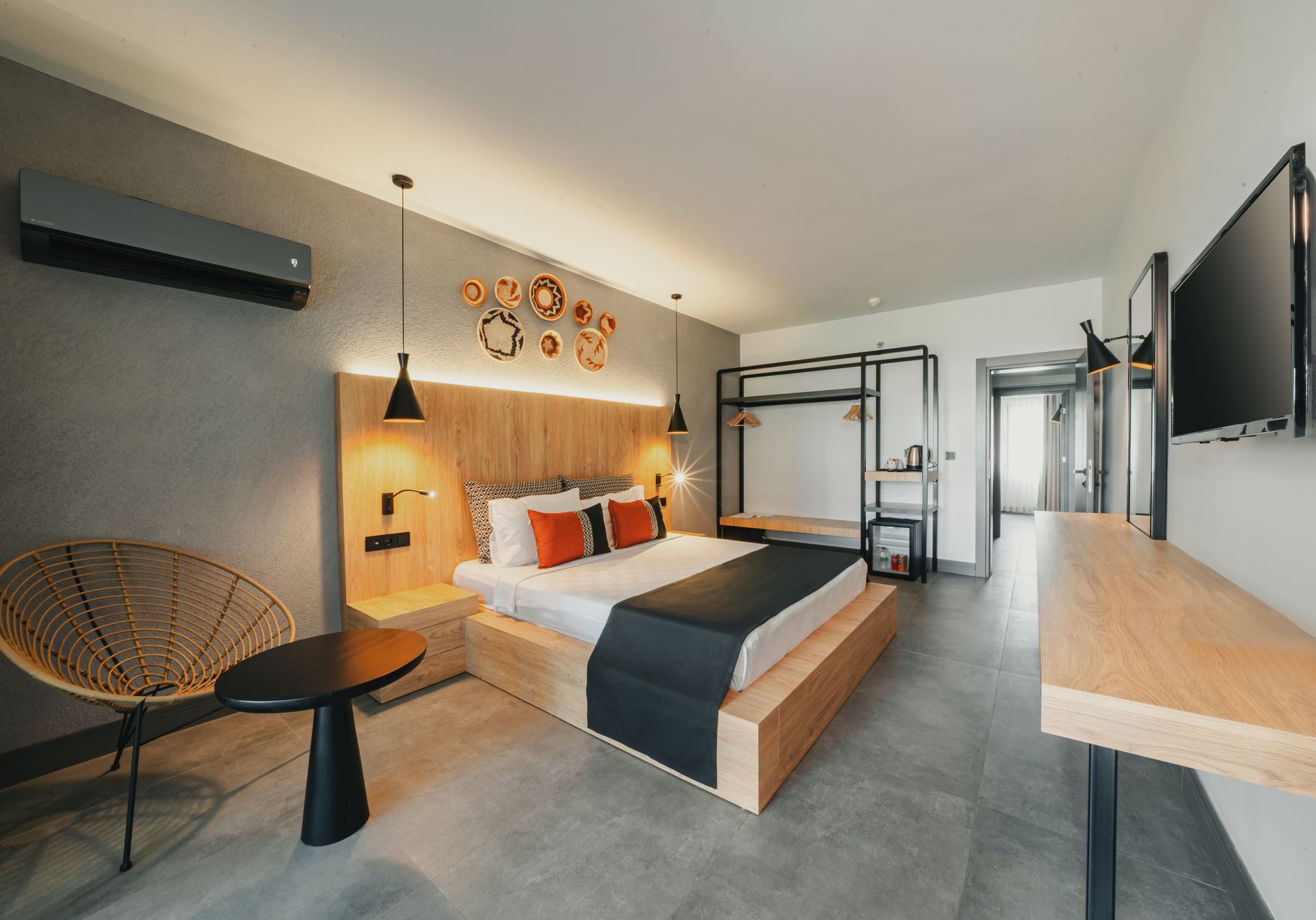 Comfortable Deluxe Double Room at Club Beyy Resort Hotel, Menderes – enjoy peaceful moments with a sea view.
