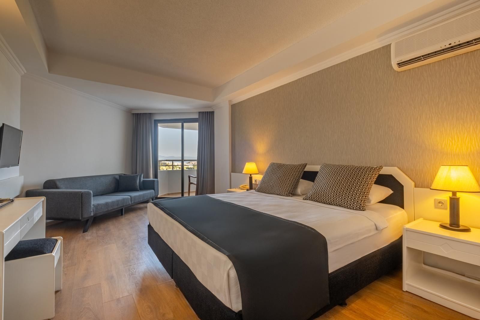 Club Beyy Resort Hotel Menderes sea view - Home Page