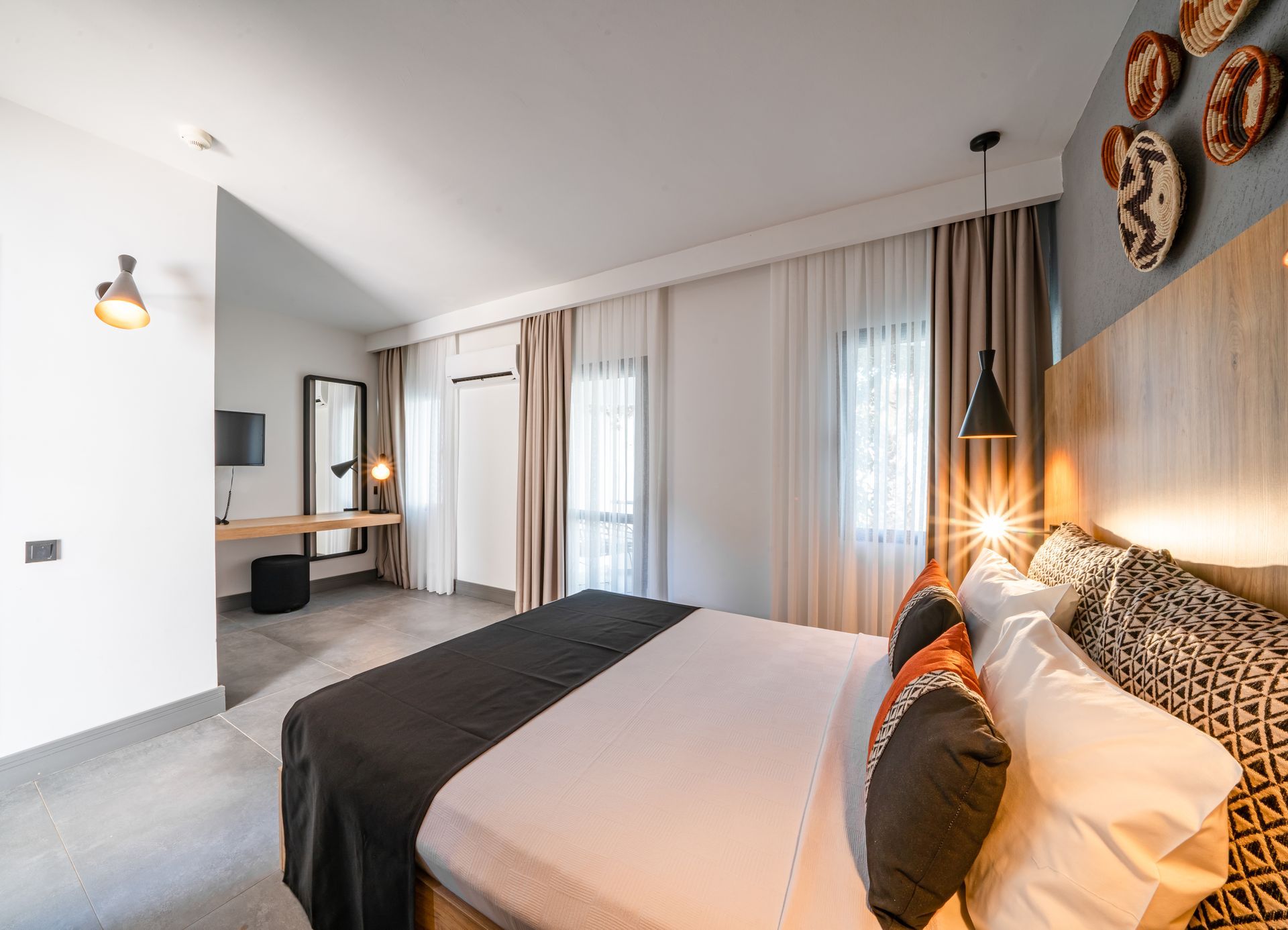 Comfortable Deluxe Double Room at Club Beyy Resort Hotel, Menderes – enjoy peaceful moments with a sea view.