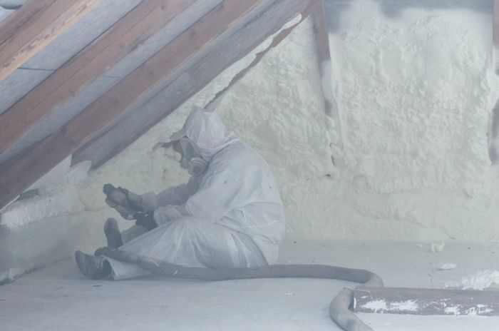 spray foam contractor insulating attic in Clark County Wa