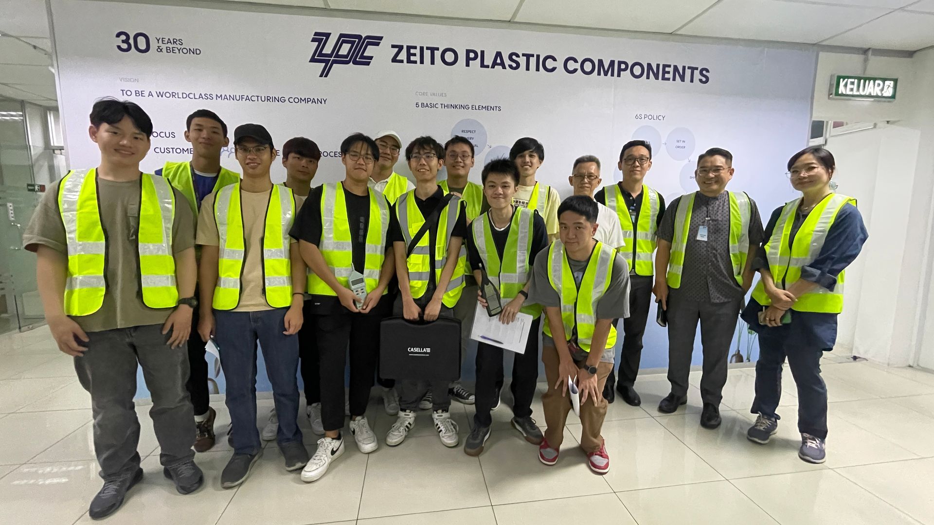 Hwamda's plastic site visit
