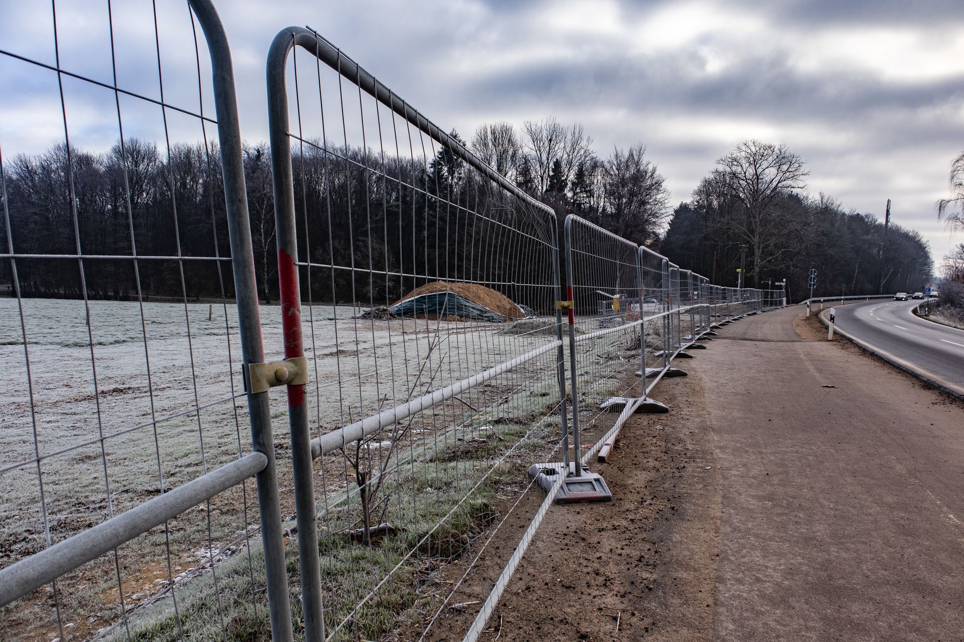 Temporary site fencing hire