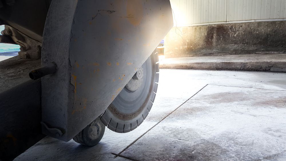 Concrete saw hire