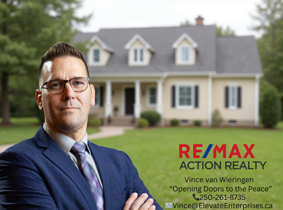 Real estate agent Vince van Wieringen in front of a house, RE/MAX logo.