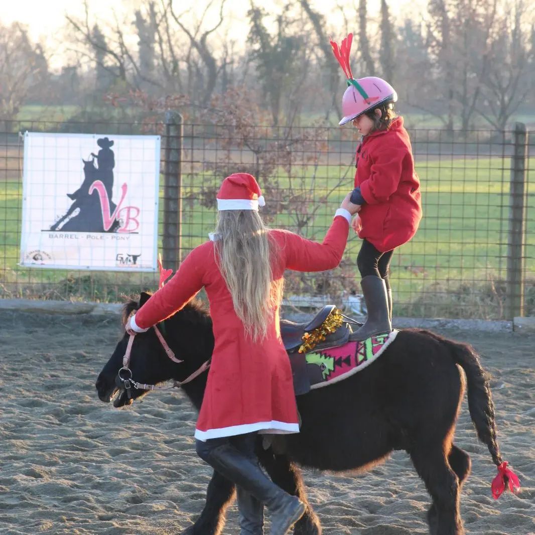 evento di natale con passeggiata a cavallo organizzato dal grande ranch