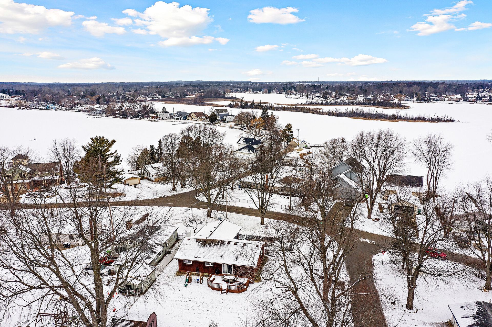 1715 LakesviewDr_Oxford_Gibeau.jpg