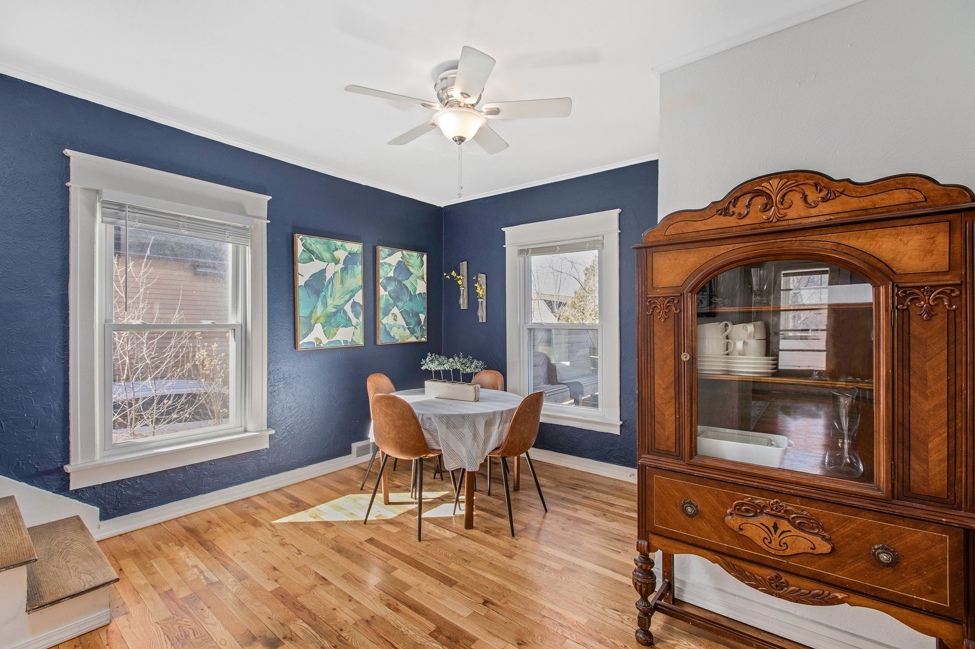Holly, MI Real Estate Photography - Charming 1920’s bungalow - dining room