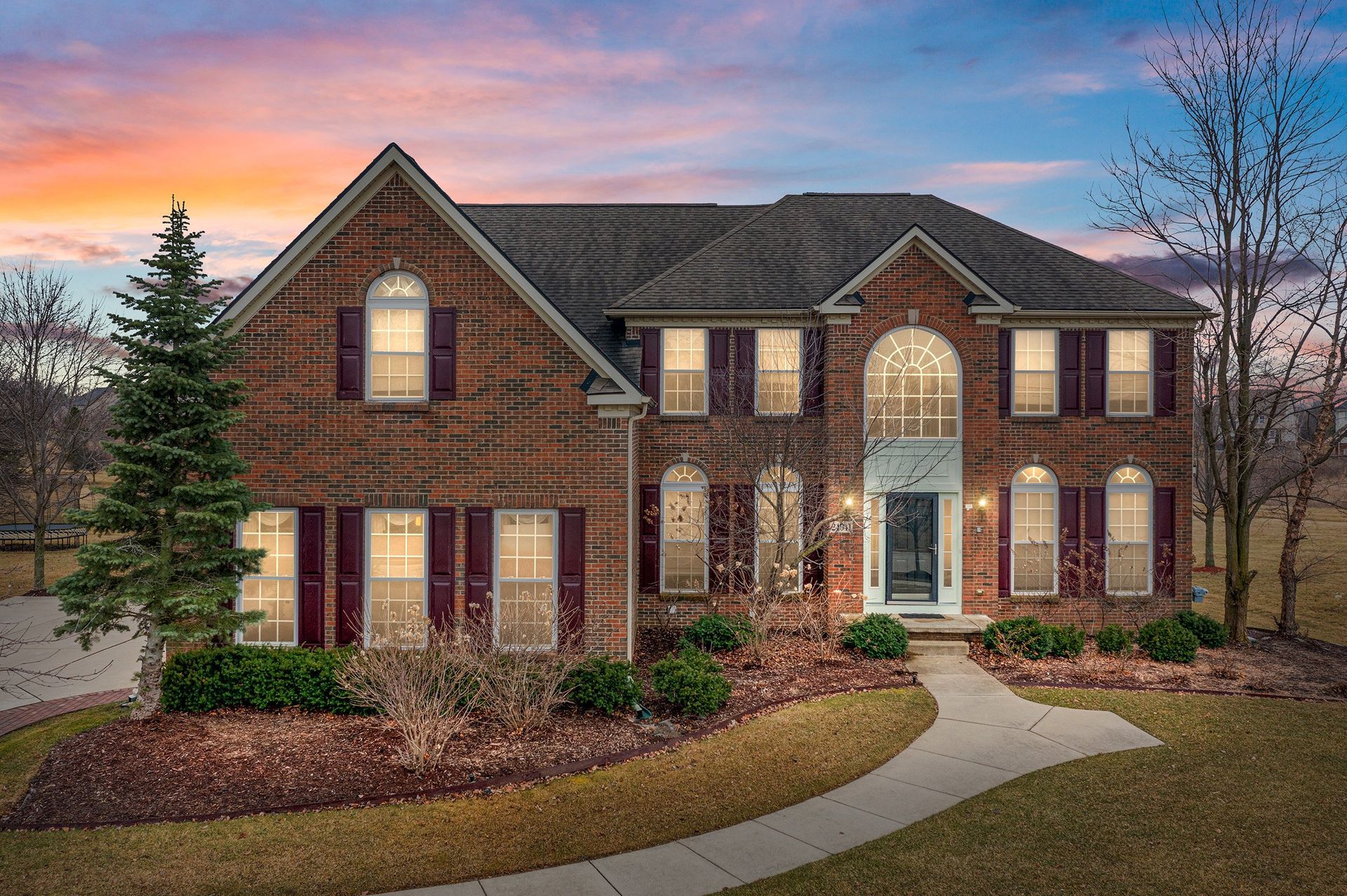  South Lyon Michigan Real Estate Photography - colonial at twilight. 