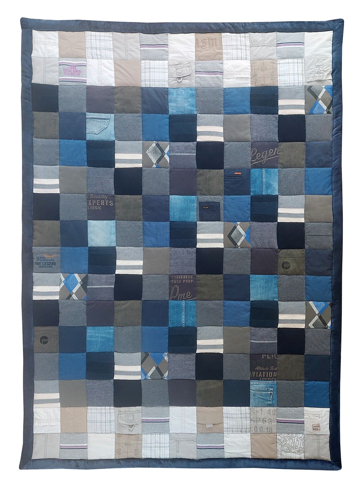 HANDWERKJUFFIE.NL Masterontwerper in memorydekens, troostdeken en herinneringsdeken. Een nieuw leven voor kleding van een overleden dierbare, baby- of kinderkleding.