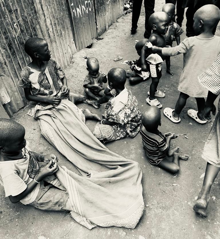 Starving children in the slums of Kampala 