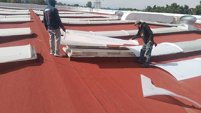 TERMOFORMADOS Y POLICARBONATO DE MÉXICO -instalación de domos