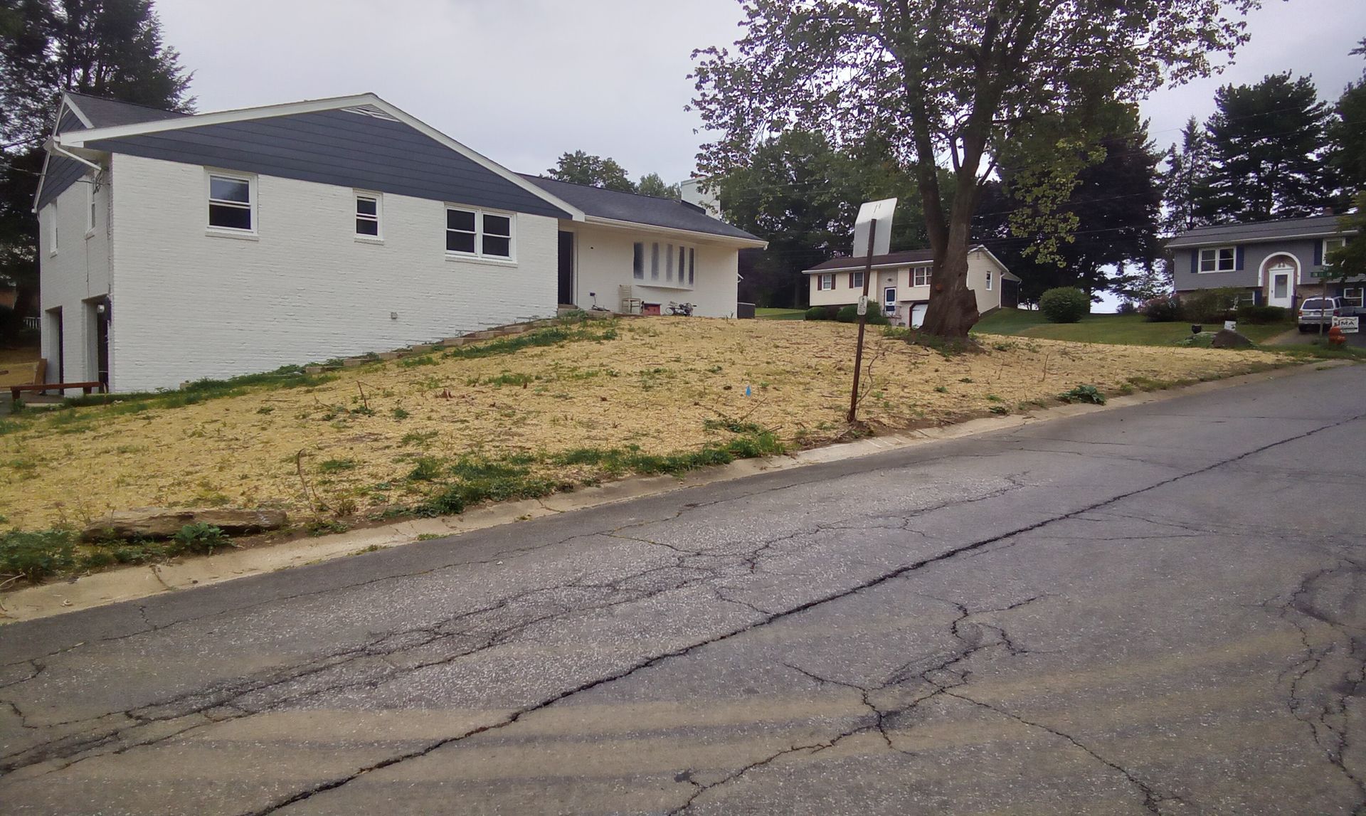 House yard  — Atglen, PA — Valley Creek Property Services