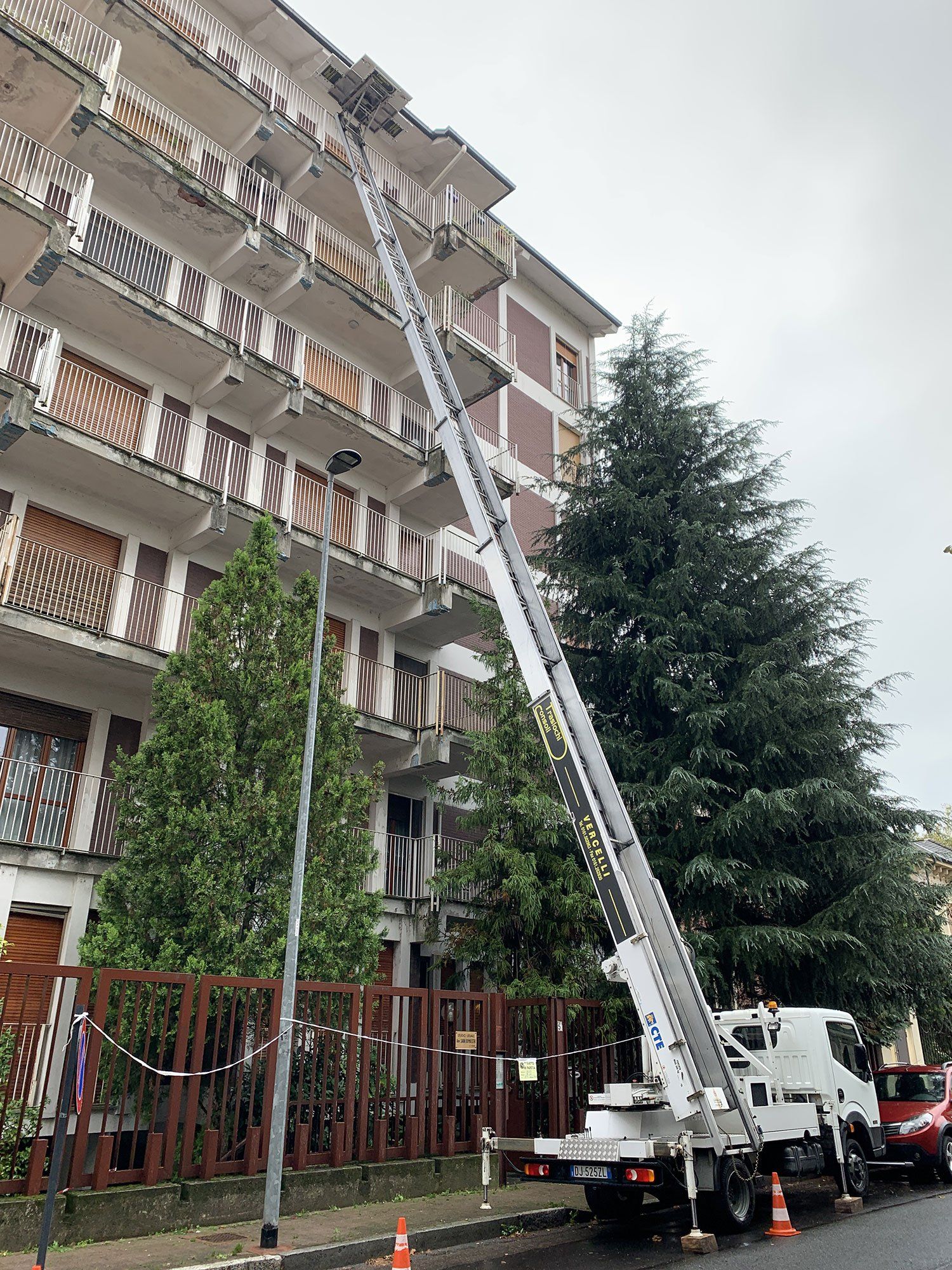 Trasloco con piattaforme aeree