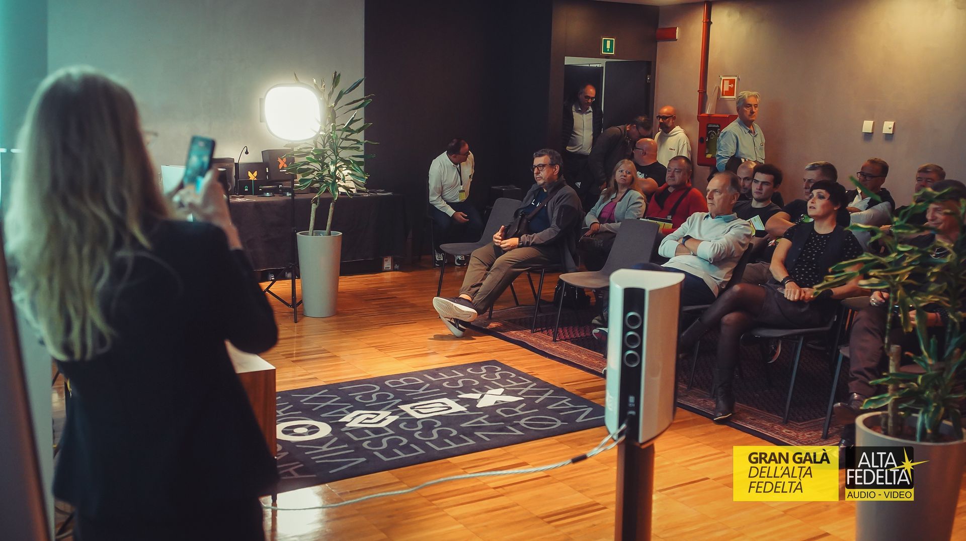 Gran Galà dell'Alta Fedeltà, la fier a Hifi organizzata da Giulio  Cesare Ricci. Inn questa Edizione di Milano, delle bellissime  sale come Borresen, aavik ma anche Naim, Focal, Rega, Leica, Hiesense. 