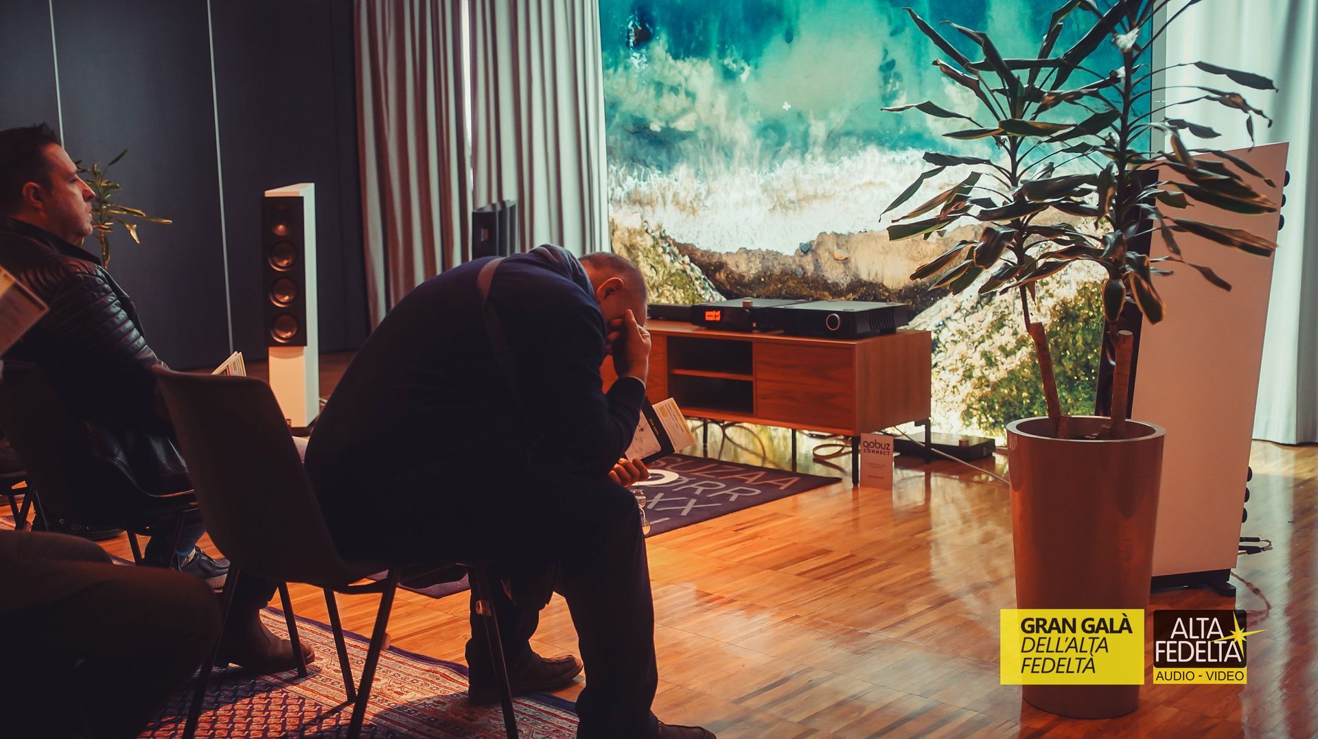 Gran Galà dell'Alta Fedeltà, la fier a Hifi organizzata da Giulio  Cesare Ricci. Inn questa Edizione di Milano, delle bellissime  sale come Borresen, aavik ma anche Naim, Focal, Rega, Leica, Hiesense. In sala Petra Magoni e 