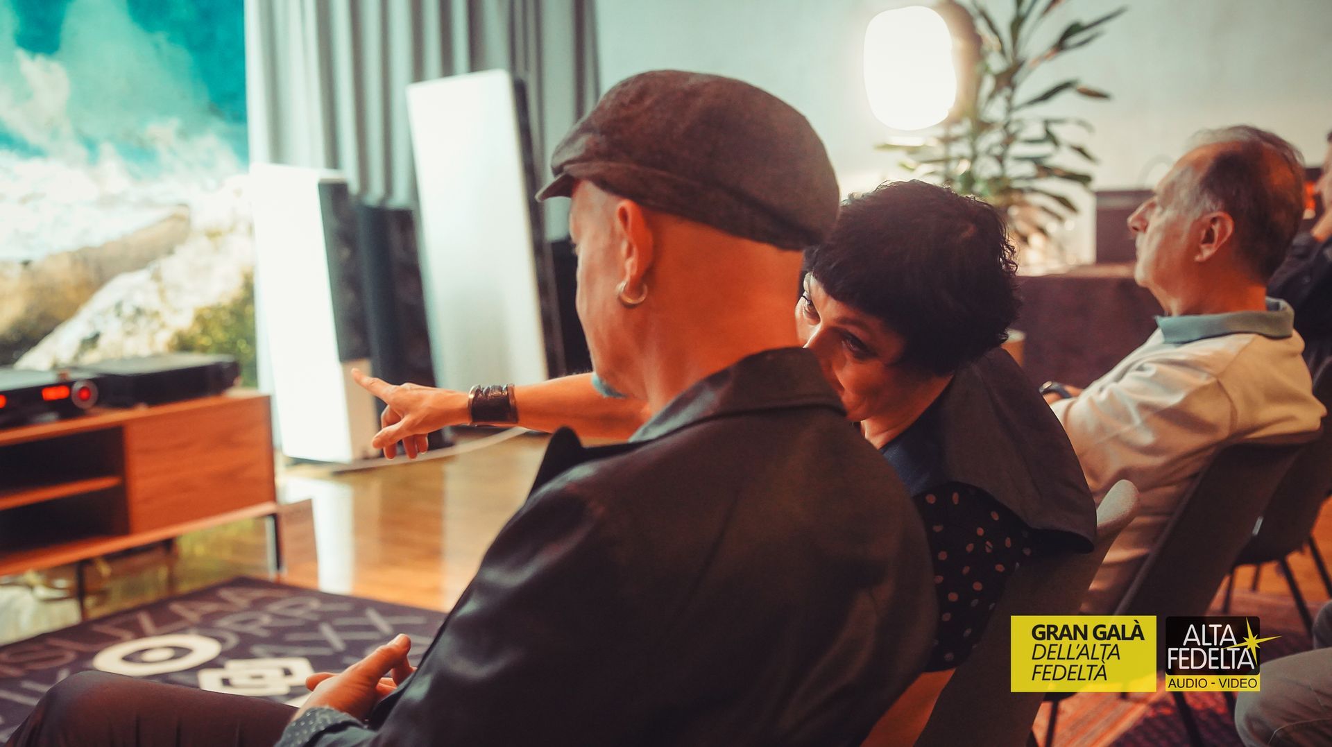 Gran Galà dell'Alta Fedeltà, la fier a Hifi organizzata da Giulio  Cesare Ricci. Inn questa Edizione di Milano, delle bellissime  sale come Borresen, aavik ma anche Naim, Focal, Rega, Leica, Hiesense. 