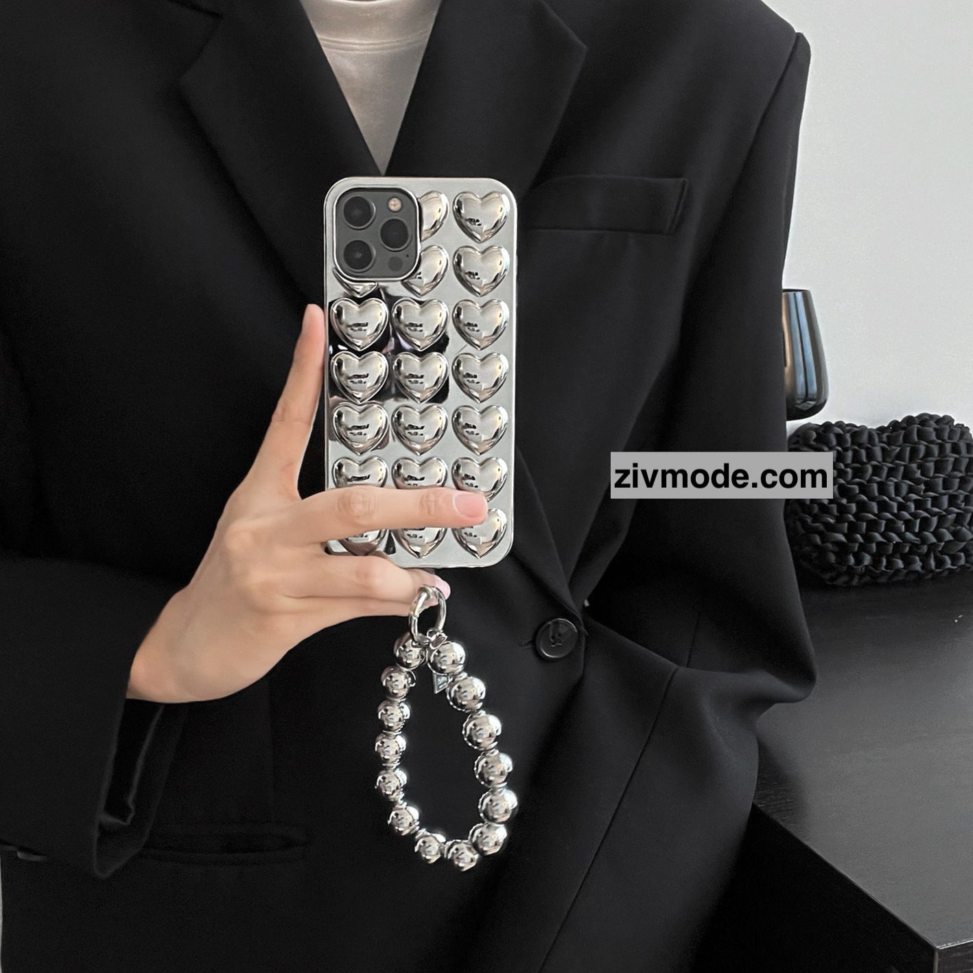 輕奢高級感電鍍立體愛心銀珠鏈條腕鍊手機殼(含手腕繩)IPHONE XS系列/11/12/13/14/15 TE2402055