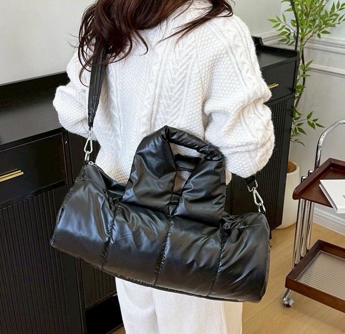 運動包戶外健身旅行多功能瑜珈手提單肩斜跨包包4色    EB2509010