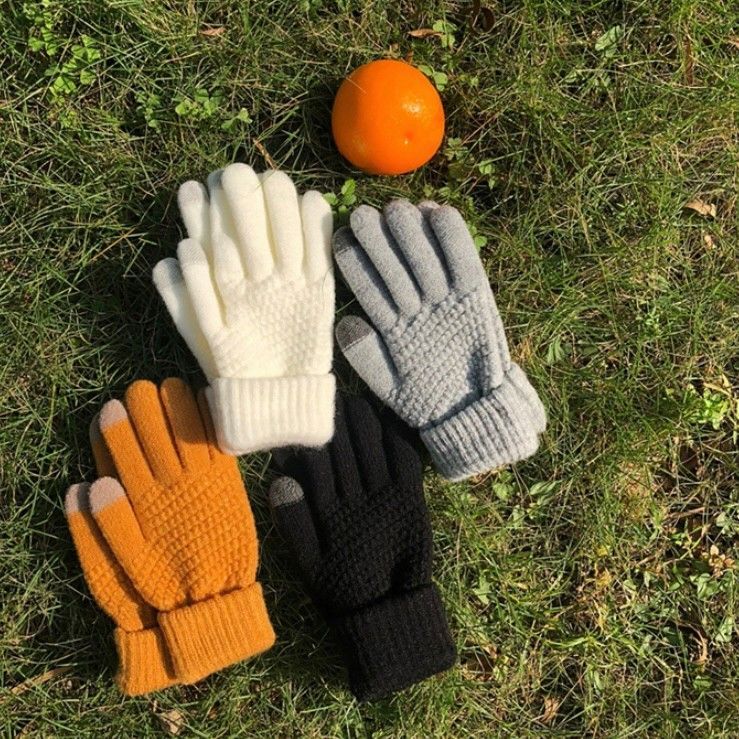 【買一送一】韓風簡約百搭純色粗針織冬日暖心可觸控營幕設計保暖手套4色