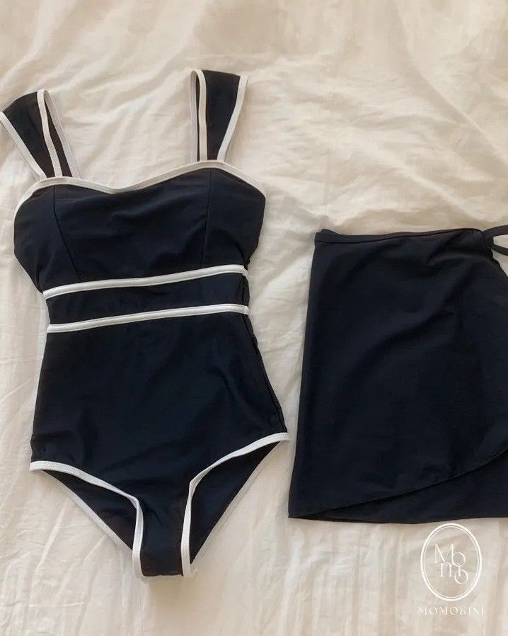 氣質吊帶遮肚顯瘦溫泉三角連體裙式兩件式泳衣泳裝2色      ABK2504004