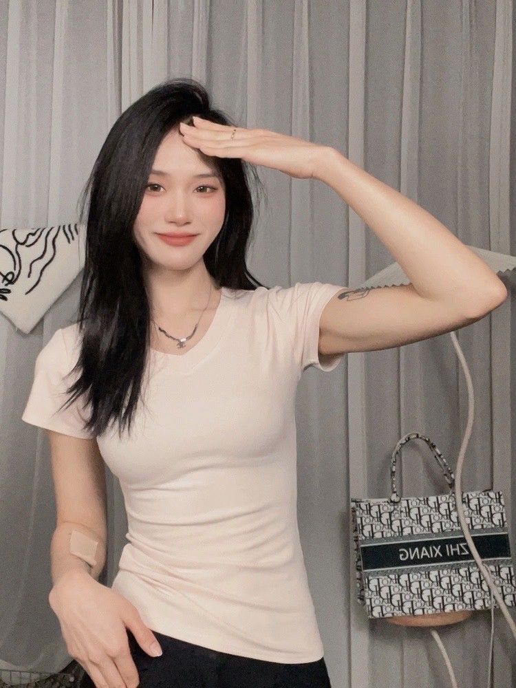 V領修身素色短版T恤短袖上衣7色(S-XL)