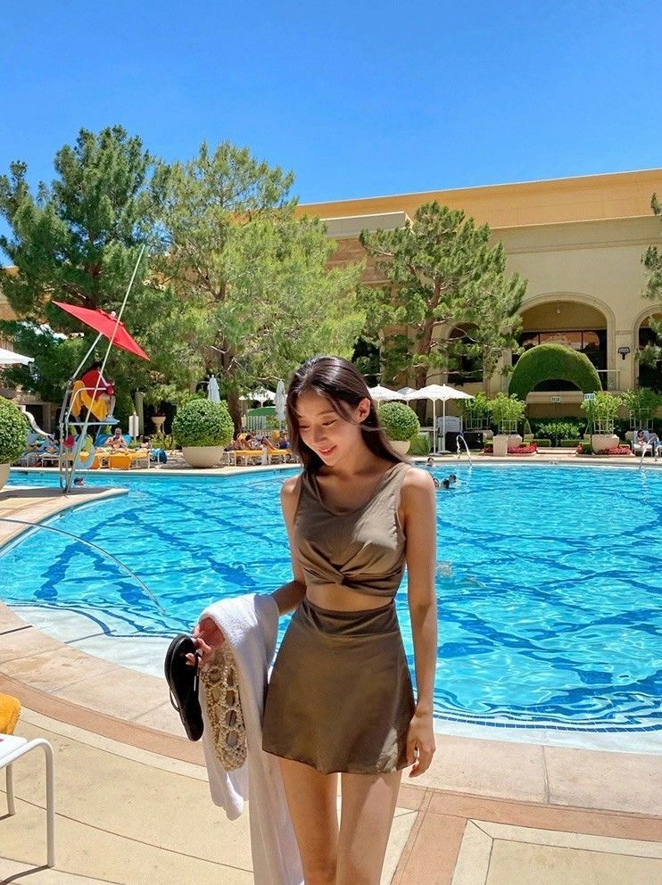 簡約 時尚裙式連身比基尼泳衣泳裝    EBK2507011