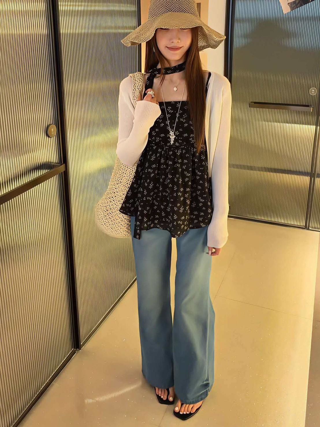 碎花飄帶兩件套｜吊帶＋防曬外套・約會度假必備179-1223