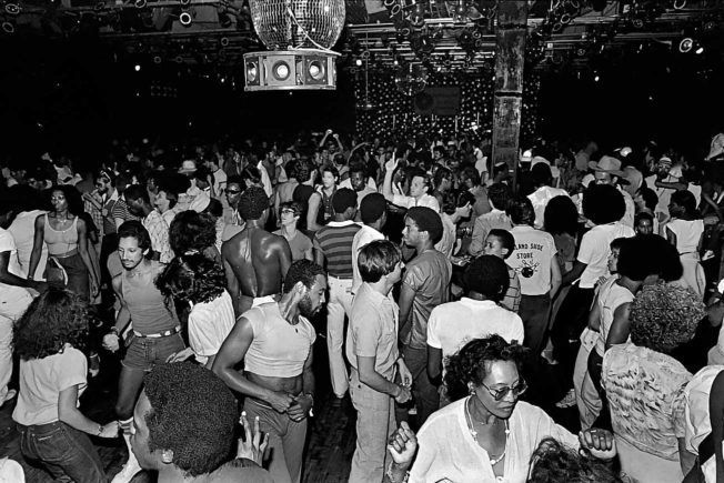 Paradise Garage Nightclub in New York - History of House Music
