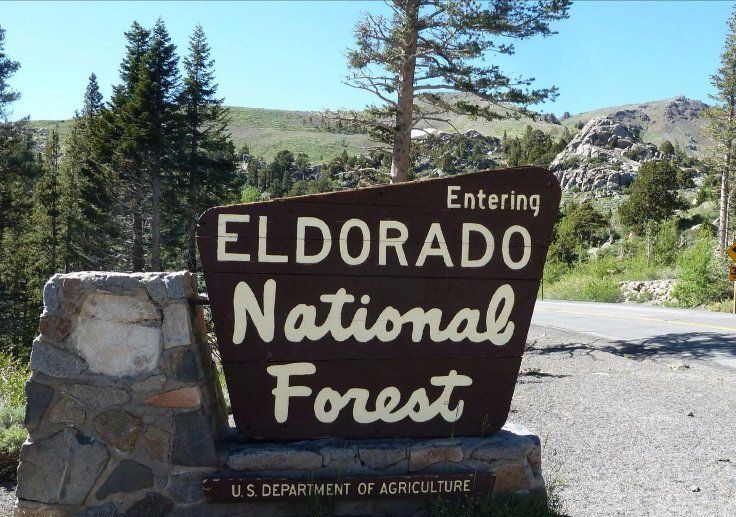 Hiking and siteseeing near The Davies Family Inn Hiking and siteseeing near The Davies Family Inn