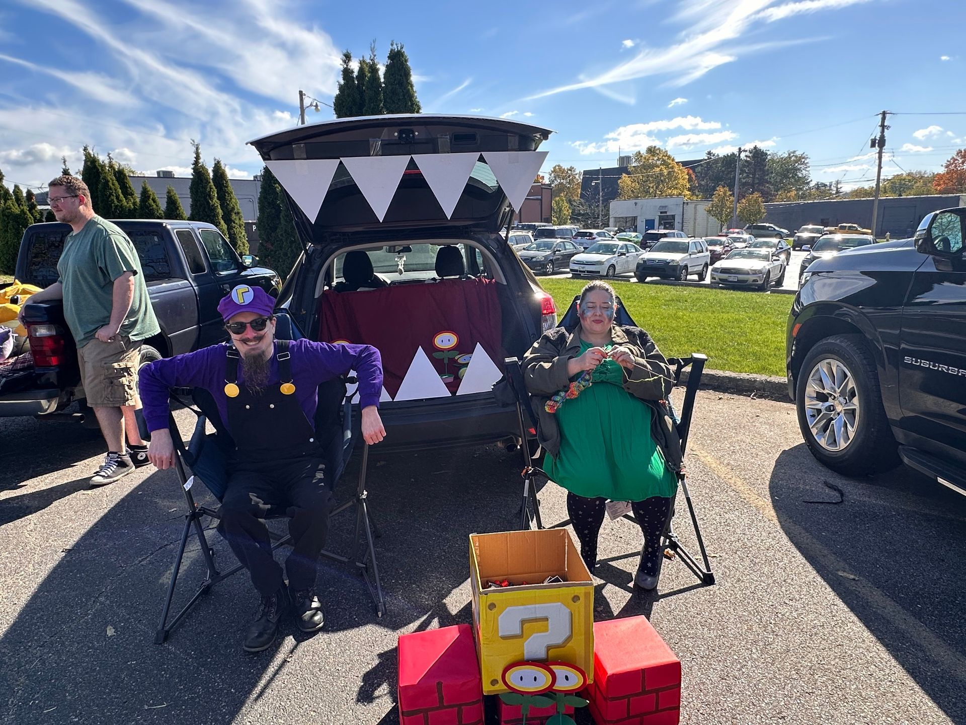 We Care Arts Trunk or Treat 