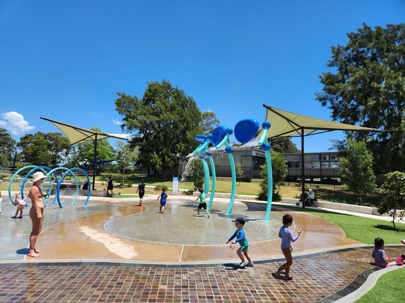 Recreation centres: pools and waterparks