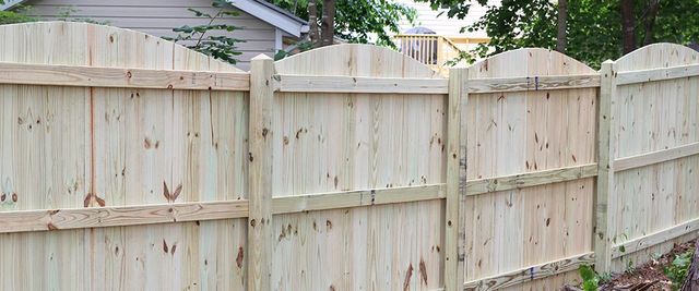 Best privacy fence for dogs best sale