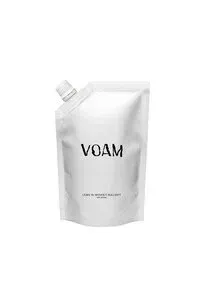 Een witte staande verpakking van VOAM-product met een schroefdop in de linkerbovenhoek, afgebeeld op een witte achtergrond.