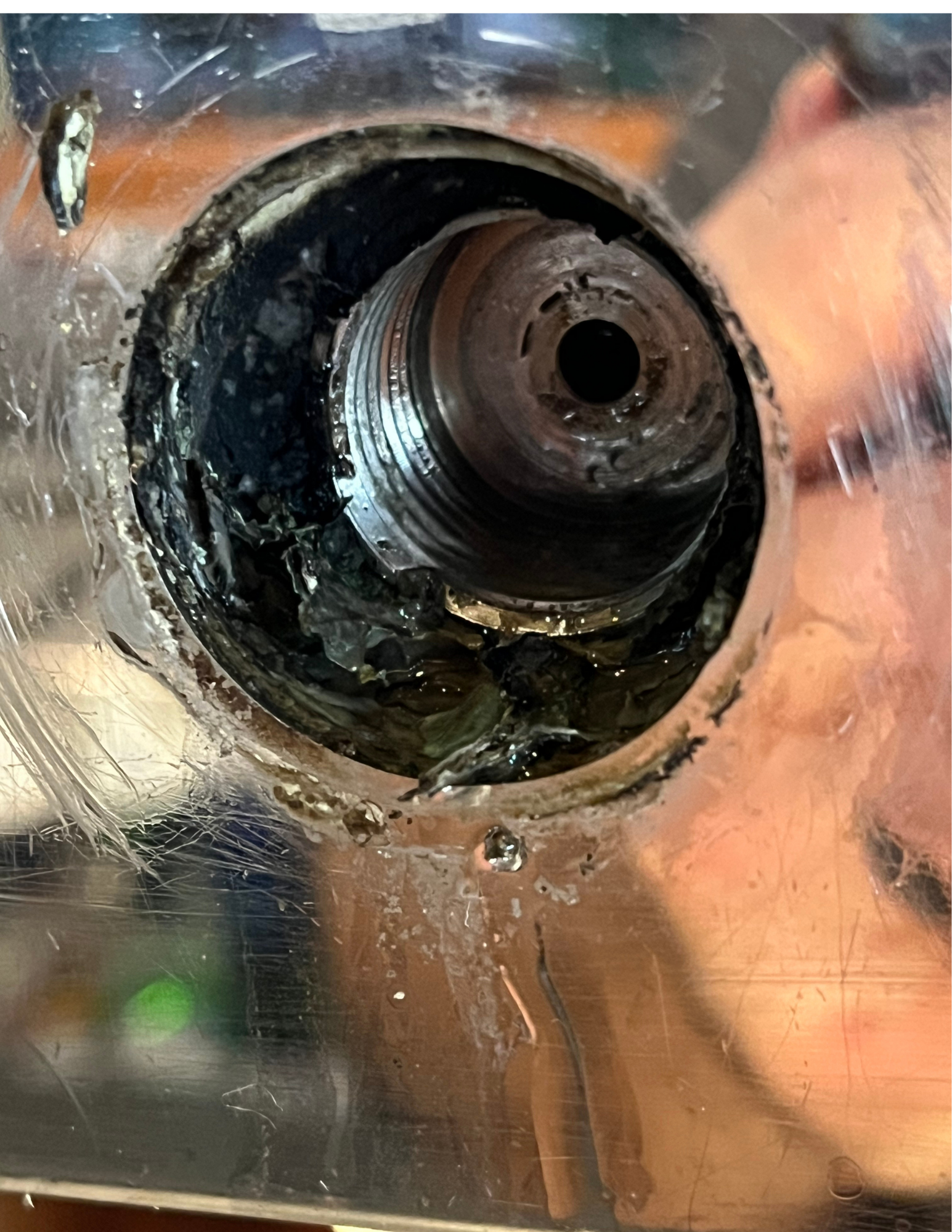 Close-up of the shank port on a beer tower