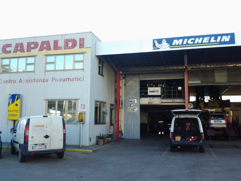 Esterno dell'officina