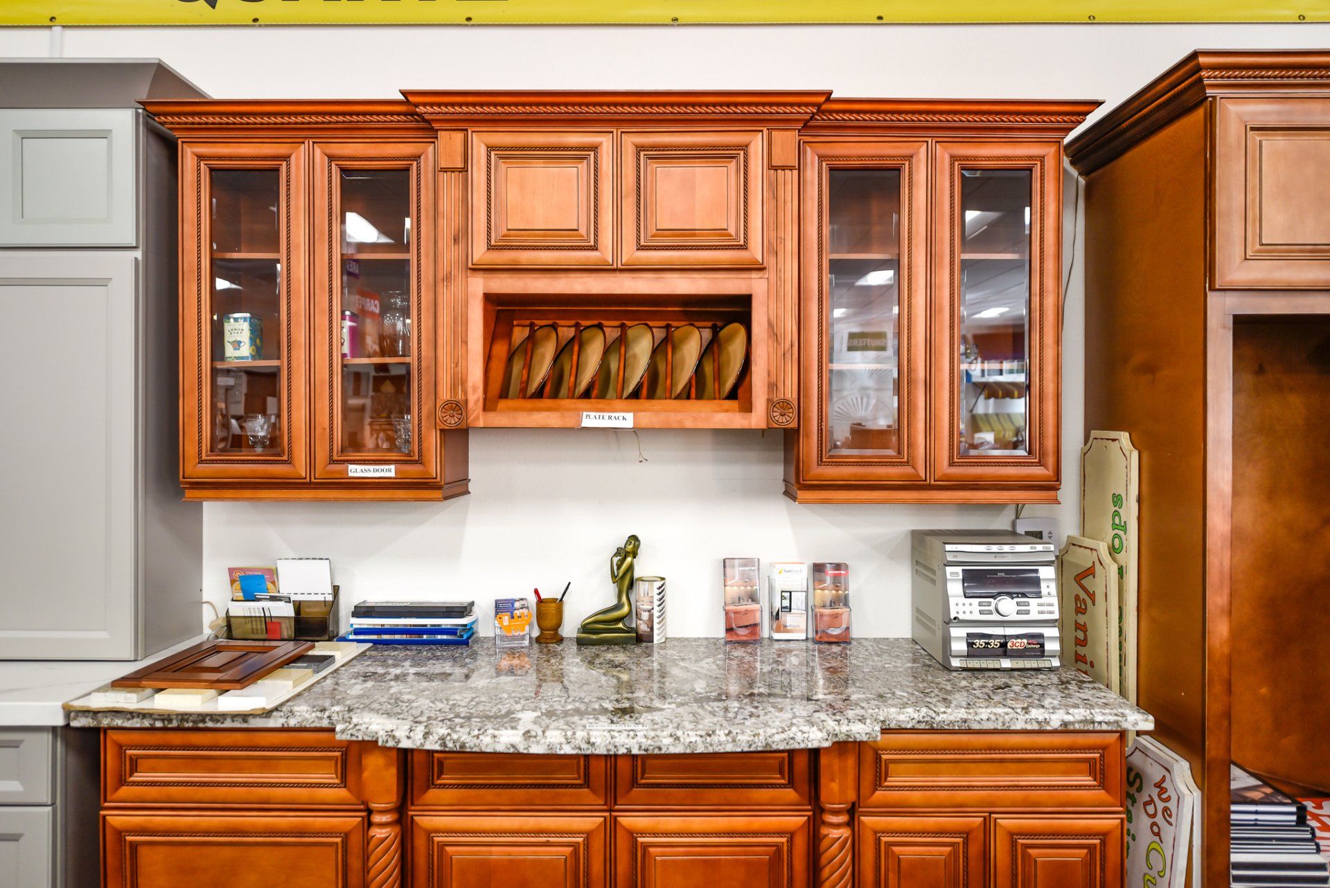 Kitchen Remodeling picture for the kitchen page.