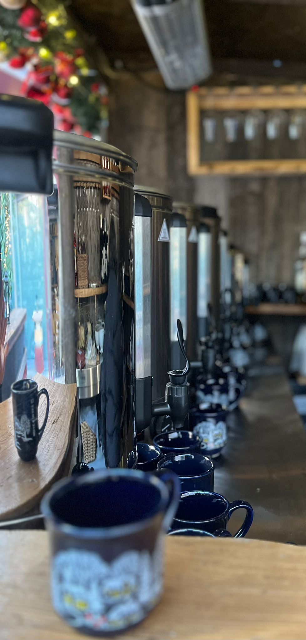 Oggi WinterBar Tasse Glühweintasse  Winzerglühwein Terrasse Nürnberg Altstadt Hauptmarkt Christkindlesmarkt