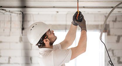 Professional electrician in Newnan